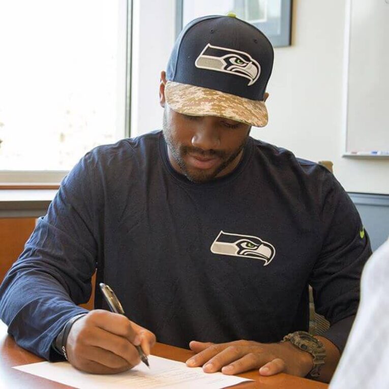 Industry Shock: Russell Wilson Urges Free Agency Stripped of Secrets