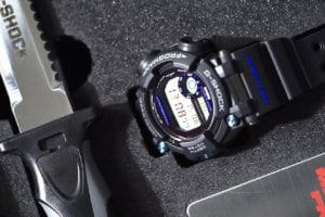 G-Shock Frogman GWF-D1000B-1LTD 35th Anniversary Collector’s Set with Hard Case & Diving Knife (Europe)