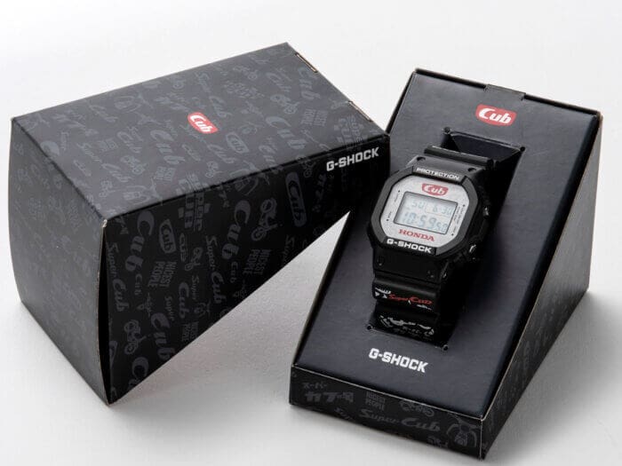 Honda Super Cub x G-Shock DW-5600 Box