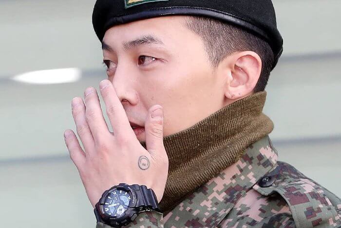 G-Dragon Kwon Ji-yong Casio G-Shock GA-110 Wristwatch