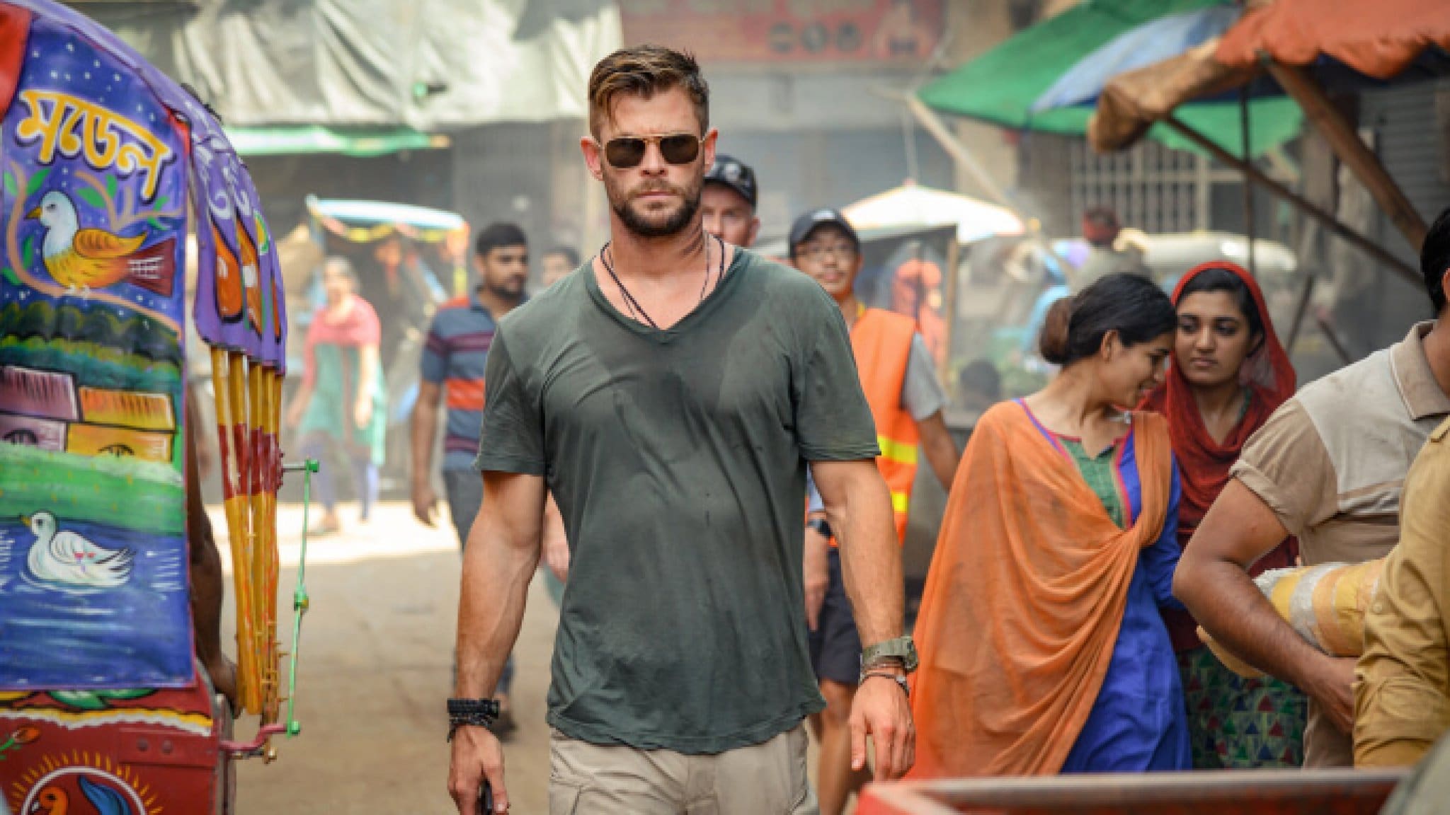 Extraction Rangeman Chris Hemsworth wears G-Shock Rangeman watch in Extraction - G-Central ...