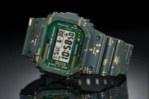 G-Shock DWE-5600 Carbon Core Guard Square DWE-5600CC