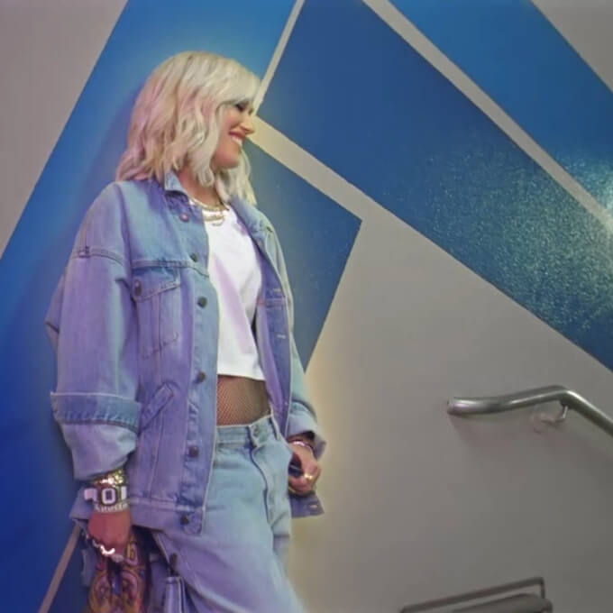 Gwen Stefani wears G-Shock GM-S5600 watch in Slow Clap music video