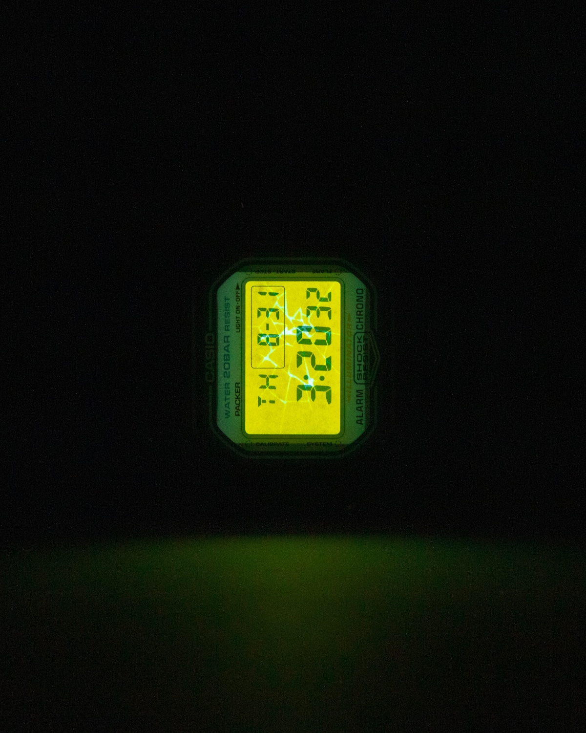 PACKER-G-SHOCK-DW-5600-EL-BACKLIGHT.jpg