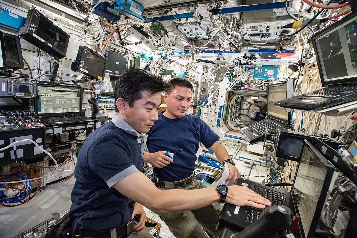 Kimiya Yui wearing G-Shock watch on ISS