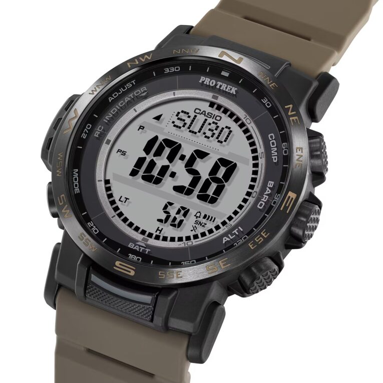 Pro Trek PRW-35LD-5 Angle