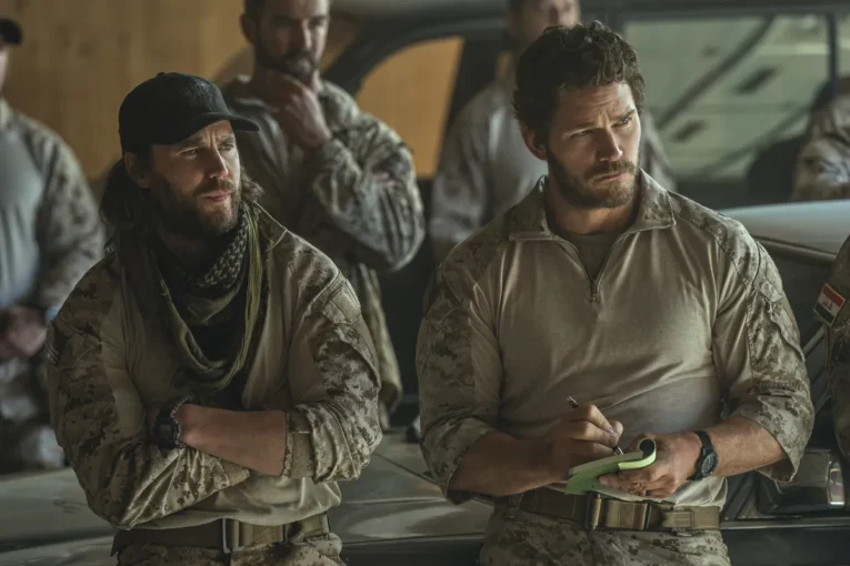 Taylor Kitsch wearing G-Shock DW-6900