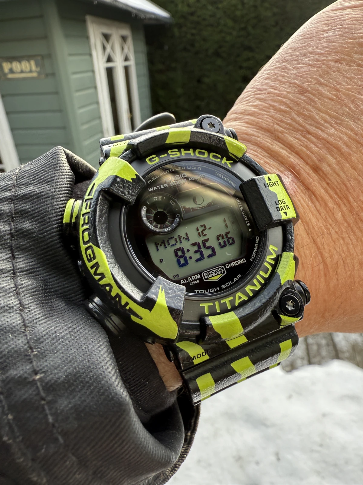 WatchDavid examines the G-Shock Frogman GW-8200TPF-1 Poison Dart