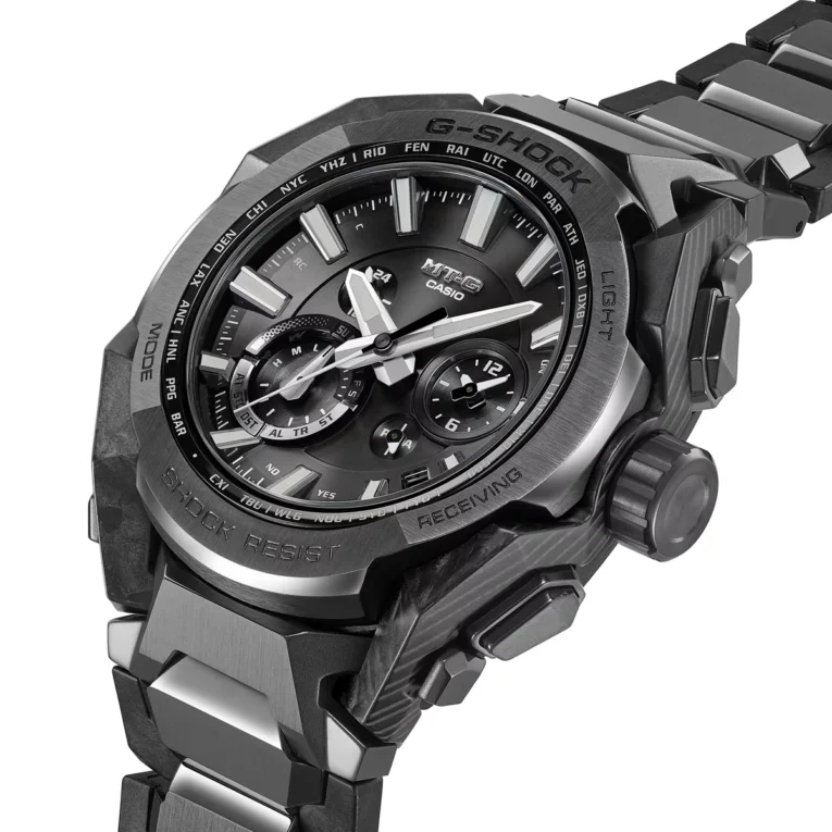 G-SHOCK MTG-B4000BD-1A ANGLE