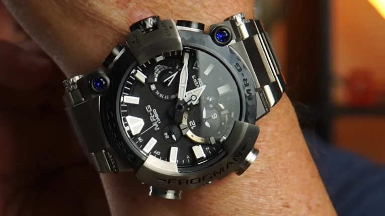 WatchDavid reviews the G-Shock Frogman MRG-BF1000EB-1A