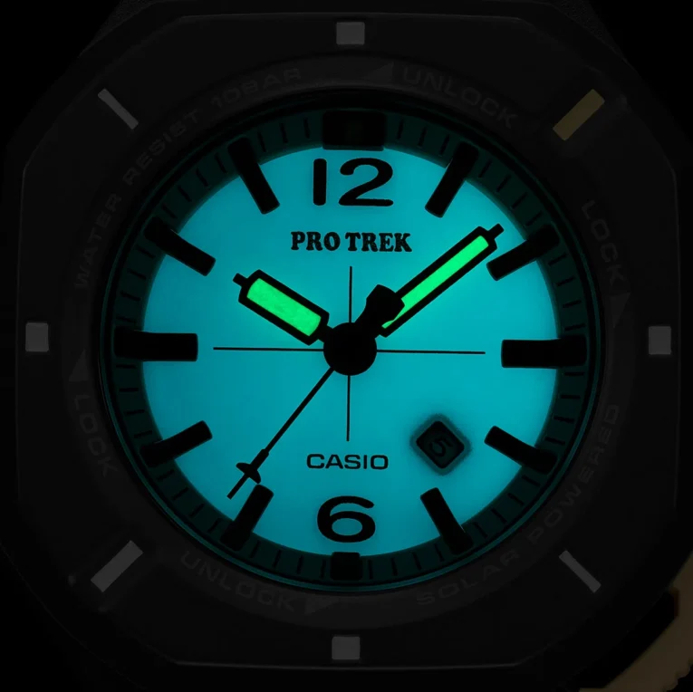 PRO TREK PRJ-01 GLOW-IN-THE-DARK DIAL