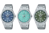 Casio Edifice EFR-S108D-2BV is another men’s model with a Tiffany-like turquoise blue dial